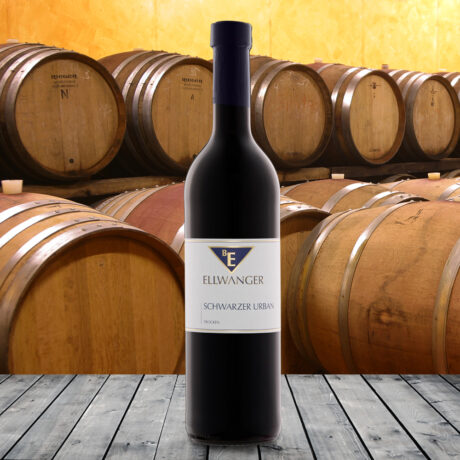 2023er<br>SCHWARZER URBAN<br>trocken<br>93 Punkte Falstaff Trophy Historische Rebsorten