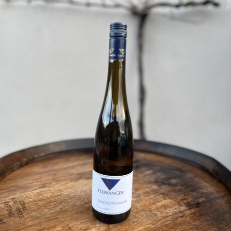 2025er<br>GEWÜRZTRAMINER<br>trocken<br>mit Link zur Verkostung<br>
